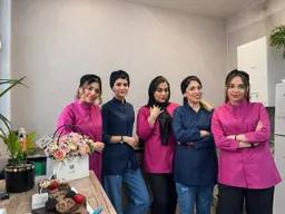 دندانپزشکی دکتر صفرخانلو - 4
